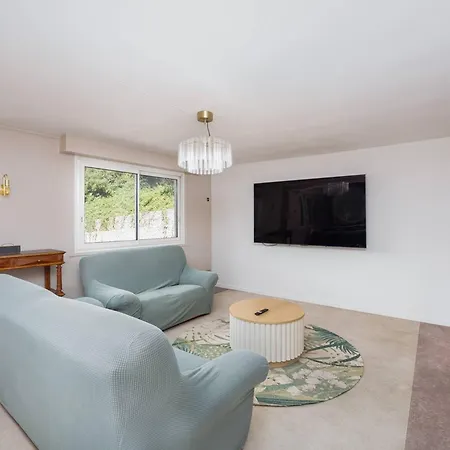 Hébergement de vacances Maison Familiale Rénovée - 15 Pers. *