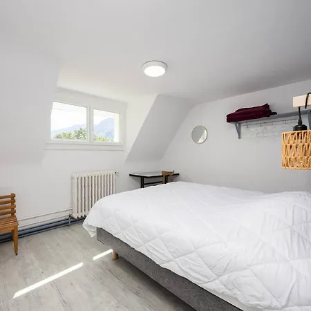 Maison Familiale Rénovée - 15 Pers. Hébergement de vacances Estarvielle